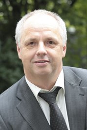 Prof. Dr. Lutz Neumann.