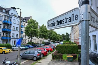 54-Jähriger beschädigt Scheibenwischer auf dem Kaßberg - Vor allem bei parkenden Autos an der Henriettenstraße wurden in der Nacht Scheibenwischer zerstört.