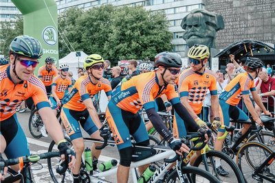Ankunft der Friedensfahrer am Sonntagnachmittag in Chemnitz. 