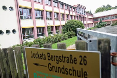 An der Grundschule Jocketa wird am Freitag gefeiert.