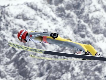 Richard Freitag springt in Planica auf 243 Meter - persönlicher Rekord.
