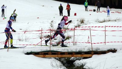 Um die Runde von 2 auf 2,5 Kilometer verlängern zu können, war eine Behelfsbrücke gebaut worden, die der Belastung standhielt. 