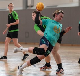 Sehr treffsicher: Viviane Kühn steuerte acht Tore zum Peniger Sieg gegen Raschau-Beierfeld II bei. 
