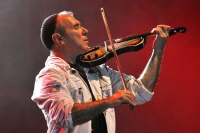 Georgi „Joro“ Gogow wird zusammen mit Band Andy und Anika beim „Festival der Sinne“ auftreten.