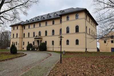 Nach dem Auszug des Daetz-Centrums steht der Altbau leer. Nun gibt es Spekulationen über seine Zukunft.