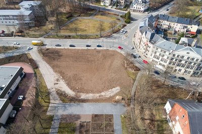 Das Areal des ehemaligen Schützenhauses in Auerbach aus der Luft betrachtet.