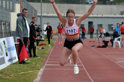 Emilia Aurich gehört bei den Mitteldeutschen Meisterschaften in Halle zum LV-90-Aufgebot.