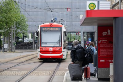 Die City-Bahn Chemnitz wartet im Oktober ihr Schienennetz. Das führt zu Behinderungen.