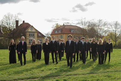 Der Chor der Hochschule für Kirchenmusik ist gemeinsam mit angehenden Kantoren zu erleben.