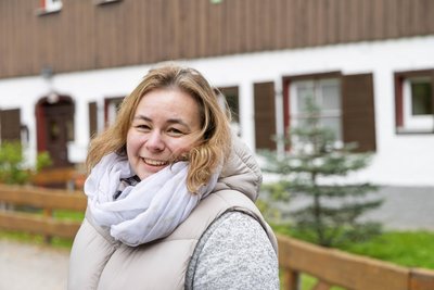 Katrin Schlott ist die neue Chefin in den Jugendherbergen in Grumbach und Neudorf.