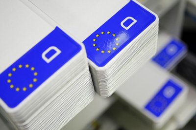 Von der „tabula rasa“ zum Wunschkennzeichen ist ein kurzer Weg.