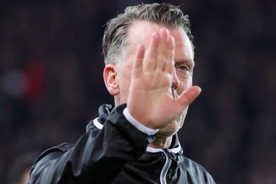 Zwickaus Trainer Rico Schmitt muss mit seinem Team den Schalter auf den Ligaalltag umlegen.
