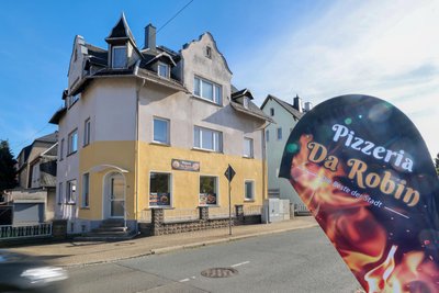 In der einstigen Fleischerei Schulze in Gersdorf ist wieder Leben eingezogen. Die Pizzeria „Da Robin“ ist ein Liefer- und Abholservice.
