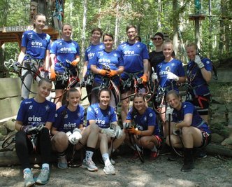 Ungewöhnlicher Saisonauftakt: Die Handballerinnen des SV Rotation Weißenborn starteten am Sonntag im Kletterwald in Kriebstein in die Vorbereitung auf die neue Sachsenliga-Saison. 