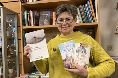 Kathrin Jakob ist mit ihrer Buchhandlung eine Institution in der Oelsnitzer Innenstadt.