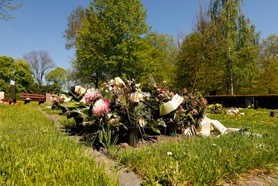 Das Grab von Werner Arnold auf dem Oberlungwitzer Friedhof.