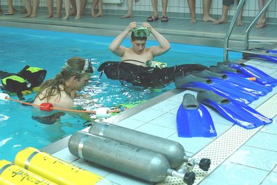 Vor 20 Jahren gab es Tauchkurse im Hallenbad, nun ist das Bad ein Kandidat für die Streichliste.