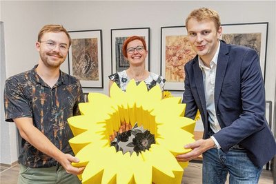 Rosi Schmidt-Löschner - hier mit Hannes Lötzsch und  Sebastian Walter - von den Grünen verteidigt die Pläne der Koalition.