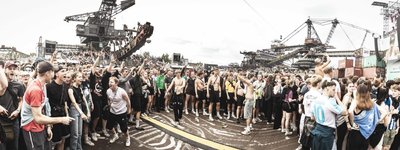 Moshpits, geklaut vom FORCE: Das Splash!-Publikum feierte heftig sein Jubiläum