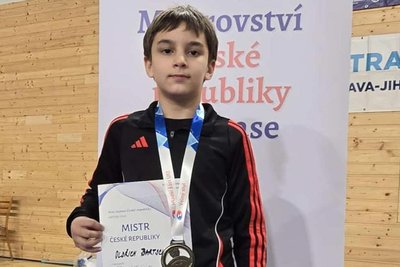 Oldrich Bartsch vom FCE Aue hat in Tschechien einen Meistertitel gewonnen.