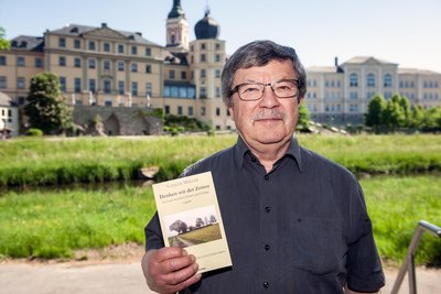 Der Autor Volker Müller hat ein neues Buch herausgegeben.