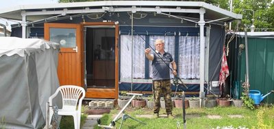 Andreas Ulbricht aus Wiesenburg freut sich, dass er wieder auf den Campingplatz an der Koberbachtalsperre darf. 