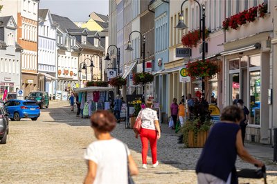 In der Auerbacher Innenstadt kann jetzt mit kleinen Beträgen das Gesamtbild verschönert werden.