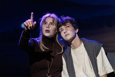 Johanna Fiedler und Griffin Weiß sind Theaternachwuchs im Spielclub „Backstage“.