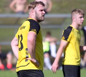 Rico Thomas hatte sich sein Wochenende anders vorgestellt. Statt gegen den Meißner SV um Punkte zu kämpfen, wird nun noch einmal gegen den Meeraner SV getestet. 