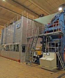 Technisches Herzstück des Weißenborner Schoeller-Werks: Die schier endlos lange Papiermaschine.