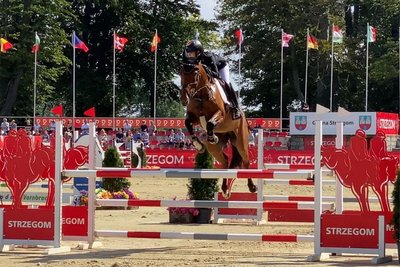 Fehlerfreie Runde: Pita Schmid und ihre Stute Favorita V glänzen in Strzegom im Parcours.