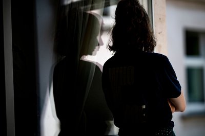 Eingestehen, dass etwas nicht stimmt: Je früher die Erkrankung erkannt wird, desto besser greifen Behandlungen.