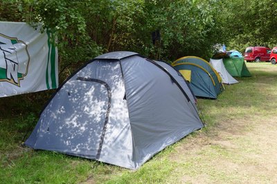 Auf dem Campingplatz des Sommertreffens, auf dem im Vorjahr 15 Teilnehmer zelteten, wird diesmal deutlich mehr los sein.