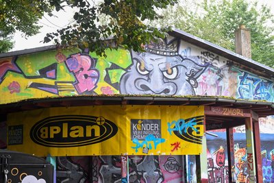 Der Jugendclub B-Plan soll Stellen kürzen. Der Trägerverein fürchtet weitreichende Konsequenzen.