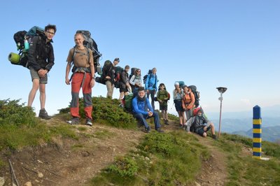 Die Expedition setzt sich aus Vereinsmitgliedern im Alter zwischen 12 und 18 Jahren zusammen.
