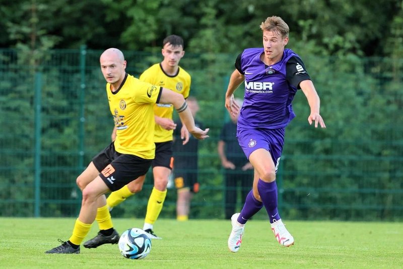 FC Erzgebirge Aue schlägt VfB Auerbach mit 4:0