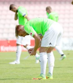 Björn Kluft und Kollegen nach dem Abpfiff in Unterhaching. Jetzt ist sie da - die Krise.
