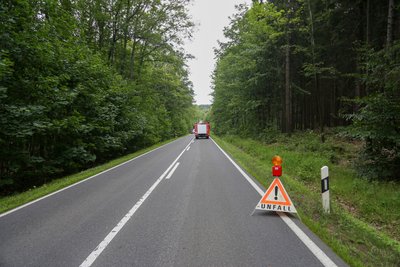 Eine Person wurde nach ersten Angaben schwer verletzt. 