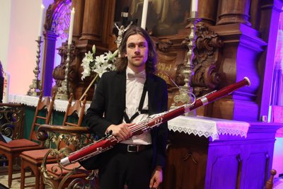 Fagottist David Pollini gehört seit 2022 zur Jungen Philharmonie Augustuburg.