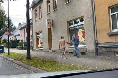 Der nackte Mann in Auerbach.