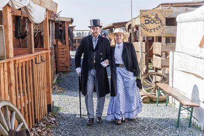 Im Siedlercamp in Geyer kann man Ostern mit Cowboys verbringen. Auch im Wilden Westen werden Ostereier versteckt.