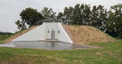 Auf dem Pfaffenberg bei Hohenstein-Ernstthal hat der regionale Wasserversorger einen neuen Behälter gebaut. 