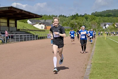 Beim Beneflitz-Lauf in Zwönitz war auch Nathalie König auf der Bahn.