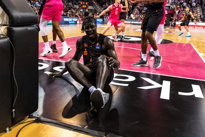 Der Schockmoment: Beim Spiel in Bonn am 2. Februar riss sich Aher Uguak die Patellasehne im linken Knie.
