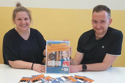 Carolin Roßmeisel und Philipp Dietel von der Auerbacher Seminar-Oberschule haben die Großveranstaltung mit organisiert.