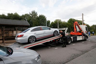 Drei Fahrzeuge stellten die Beamten sicher. Acht durften nicht weiterfahren.