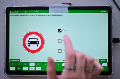 Auch bei der Theorie-Prüfung sind Änderungen geplant. (Archivbild)