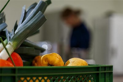 Viel Gemüse und Obst statt nur Fleisch: So sollen auch die Preise moderat gehalten werden.