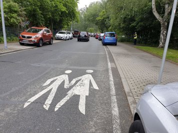 Der Unfall ereignete sich auf der Ernst-Enge-Straße.