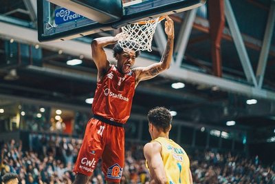 Isiaha Mike war mit 19 Punkten bester Werfer der Niners beim 81:64-Sieg gegen Alba Berlin. Zudem sorgte er mit fünf spektakulären Dunkings dafür, dass die Fans regelmäßig ausrasteten. 
